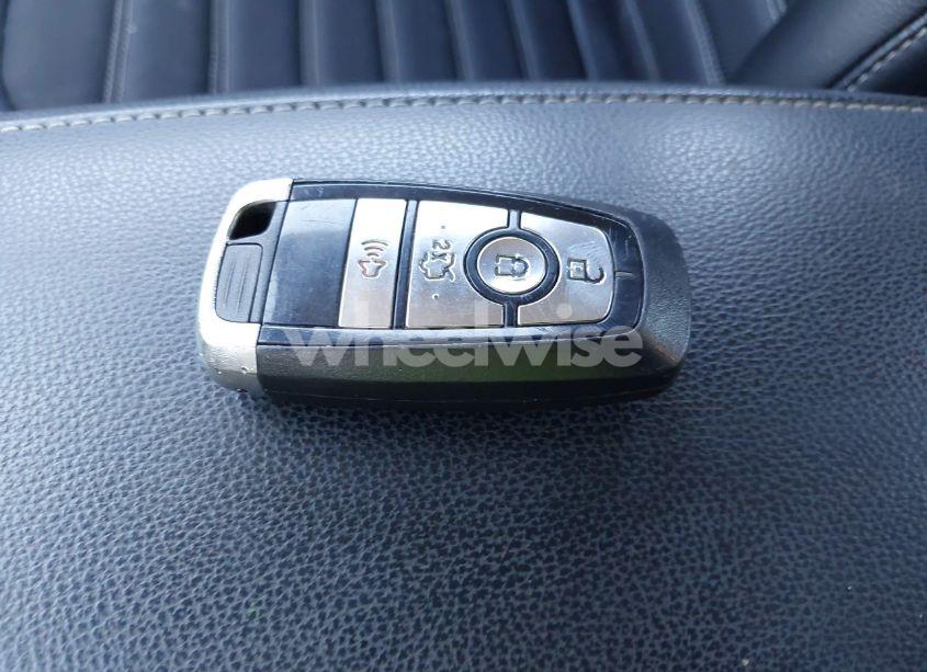 Photo 11 of 2017 Ford Fusion SE (VIN 3FA6P0HD2HR290594)