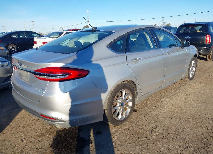 Photo 4 of 2017 Ford Fusion SE (VIN 3FA6P0HD2HR294953)