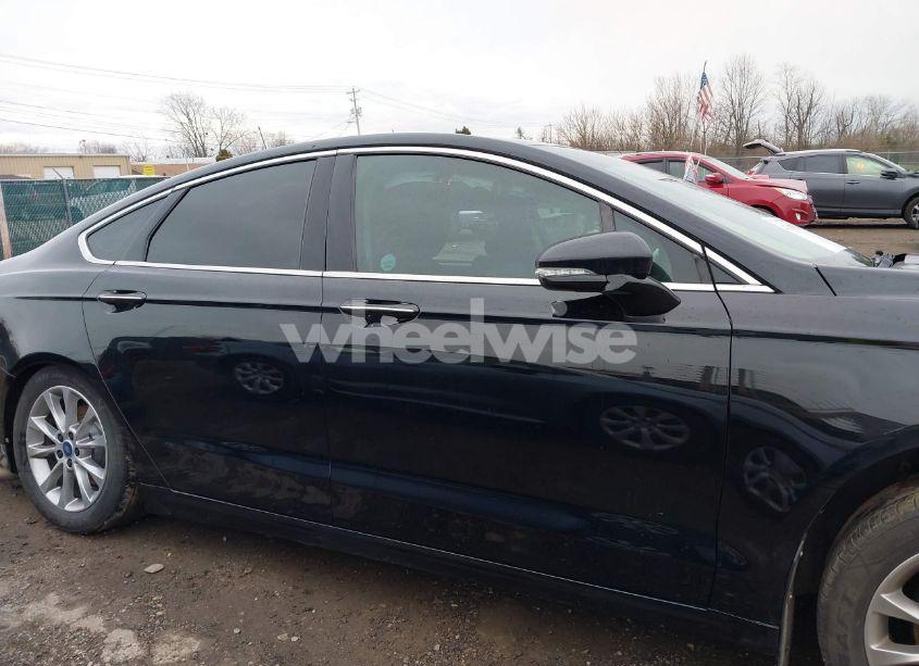 Photo 14 of 2017 Ford Fusion SE (VIN 3FA6P0HD2HR304946)