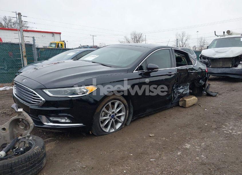 Photo 2 of 2017 Ford Fusion SE (VIN 3FA6P0HD2HR304946)
