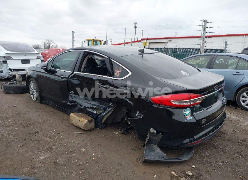 Photo 3 of 2017 Ford Fusion SE (VIN 3FA6P0HD2HR304946)