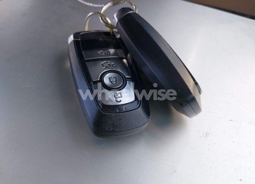 Photo 11 of 2017 Ford Fusion SE (VIN 3FA6P0HD2HR313811)