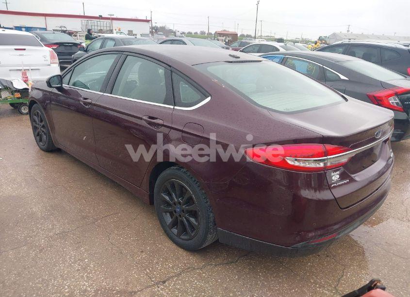 Photo 3 of 2017 Ford Fusion SE (VIN 3FA6P0HD2HR366766)