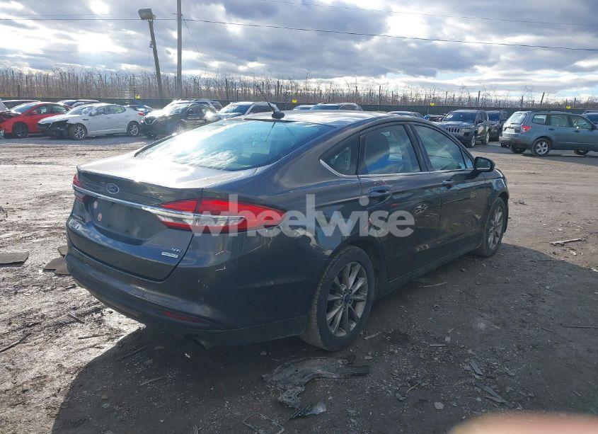 Photo 4 of 2017 Ford Fusion SE (VIN 3FA6P0HD2HR377072)
