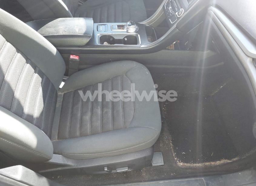 Photo 8 of 2017 Ford Fusion SE (VIN 3FA6P0HD2HR377072)