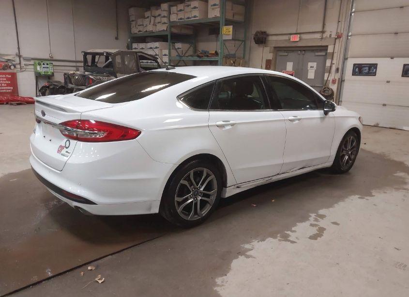 Photo 4 of 2017 Ford Fusion SE (VIN 3FA6P0HD2HR377315)