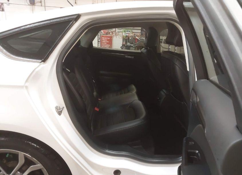 Photo 8 of 2017 Ford Fusion SE (VIN 3FA6P0HD2HR377315)