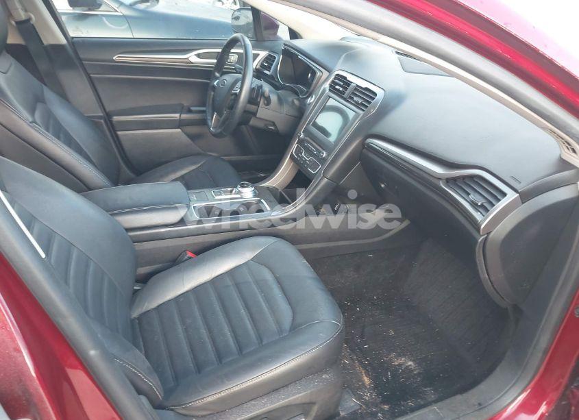 Photo 5 of 2017 Ford Fusion SE (VIN 3FA6P0HD2HR401046)