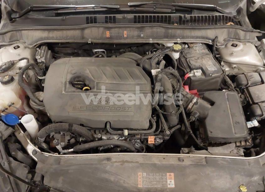 Photo 10 of 2018 Ford Fusion SE (VIN 3FA6P0HD2JR201693)