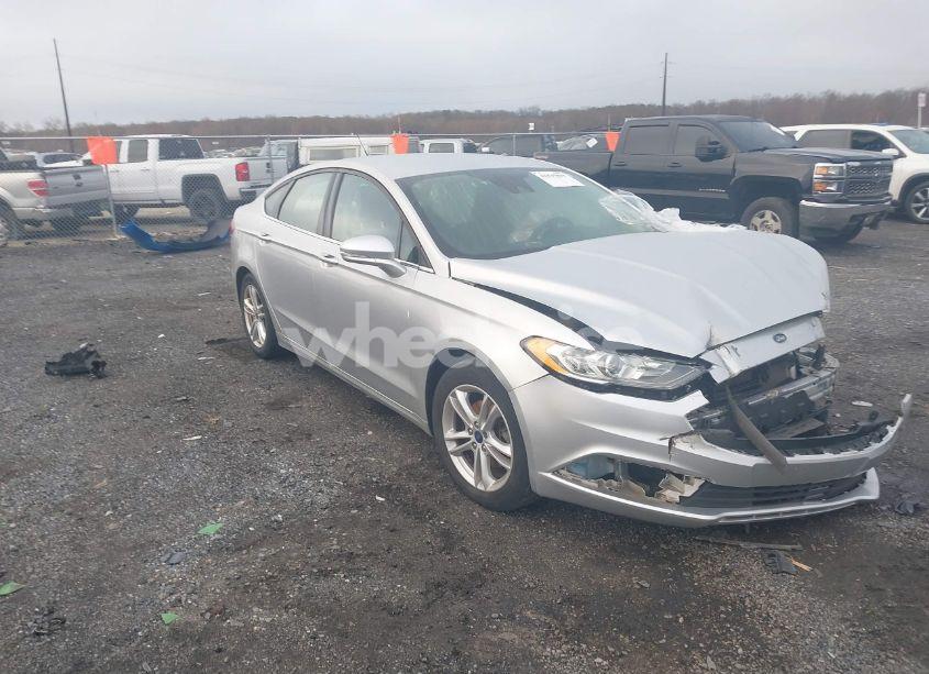 2018 Ford Fusion SE (VIN 3FA6P0HD2JR207865) main photo