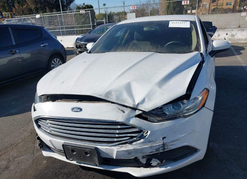 Photo 12 of 2018 Ford Fusion SE (VIN 3FA6P0HD2JR233091)
