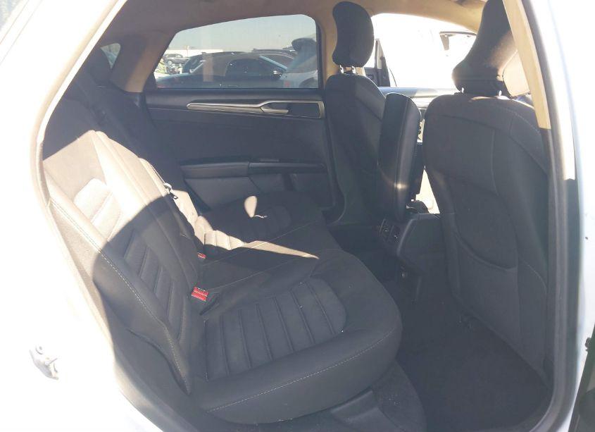 Photo 8 of 2018 Ford Fusion SE (VIN 3FA6P0HD2JR233091)