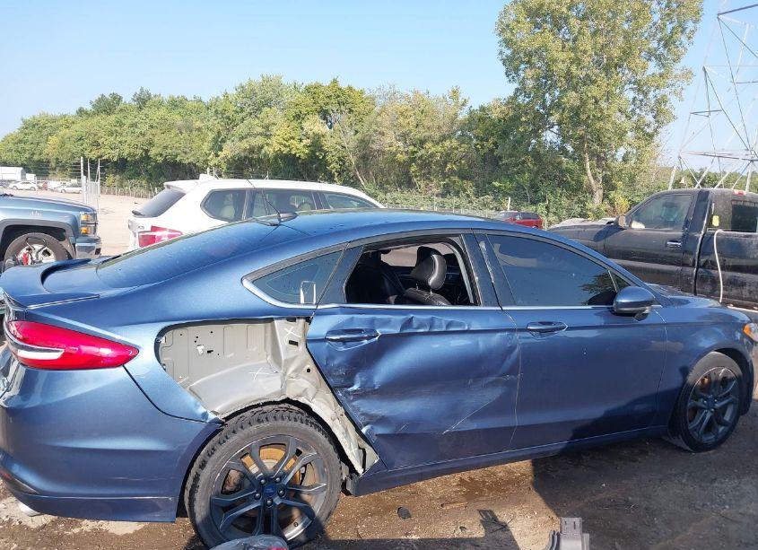 Photo 13 of 2018 Ford Fusion SE (VIN 3FA6P0HD2JR266205)