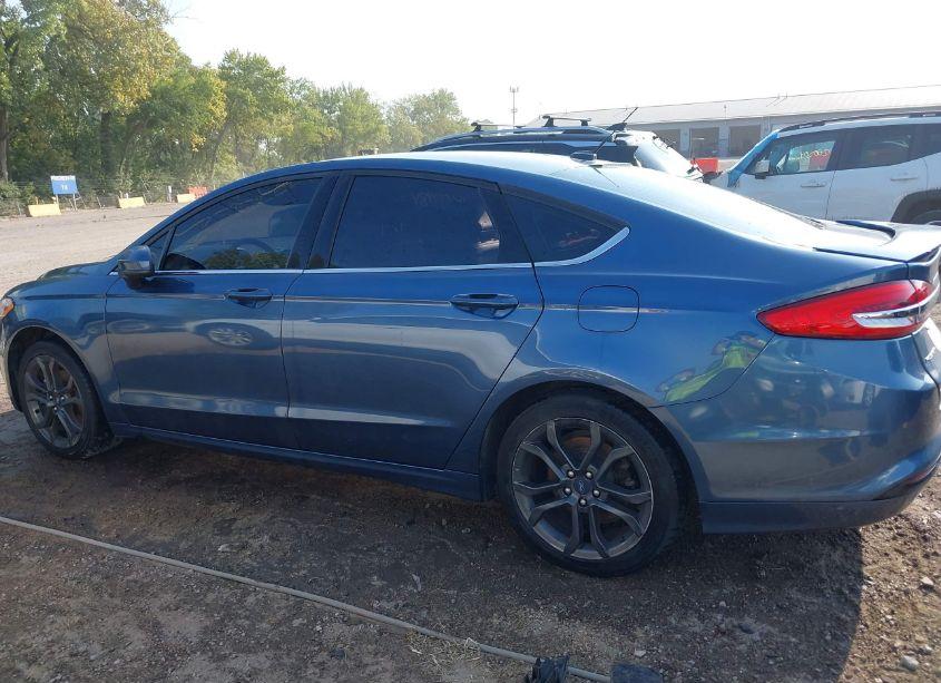 Photo 14 of 2018 Ford Fusion SE (VIN 3FA6P0HD2JR266205)