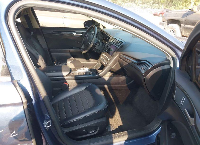 Photo 5 of 2018 Ford Fusion SE (VIN 3FA6P0HD2JR266205)