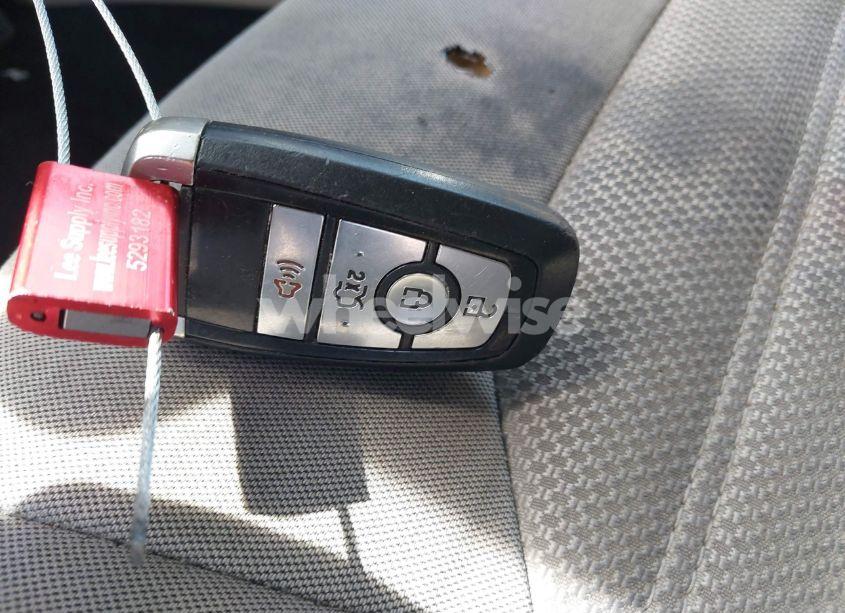 Photo 11 of 2019 Ford Fusion SE (VIN 3FA6P0HD2KR126379)