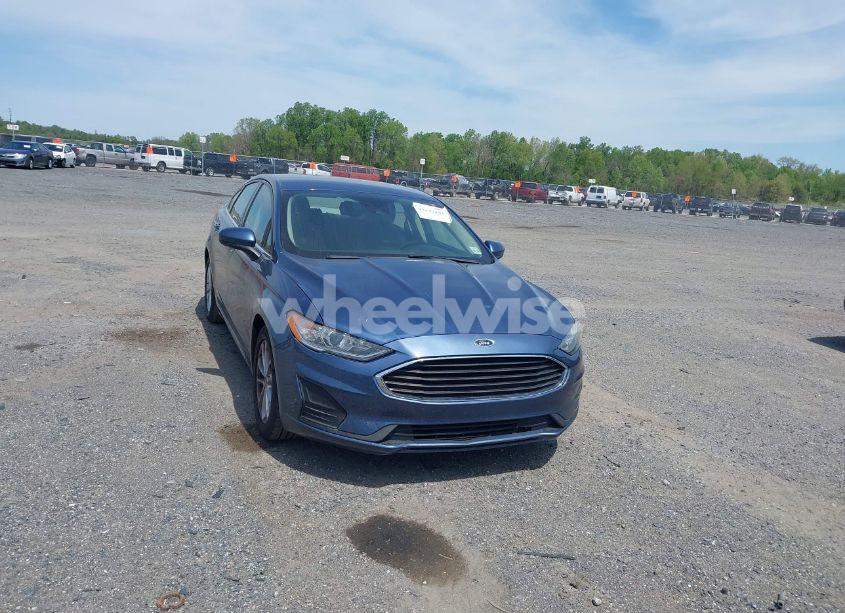 Photo 12 of 2019 Ford Fusion SE (VIN 3FA6P0HD2KR126379)