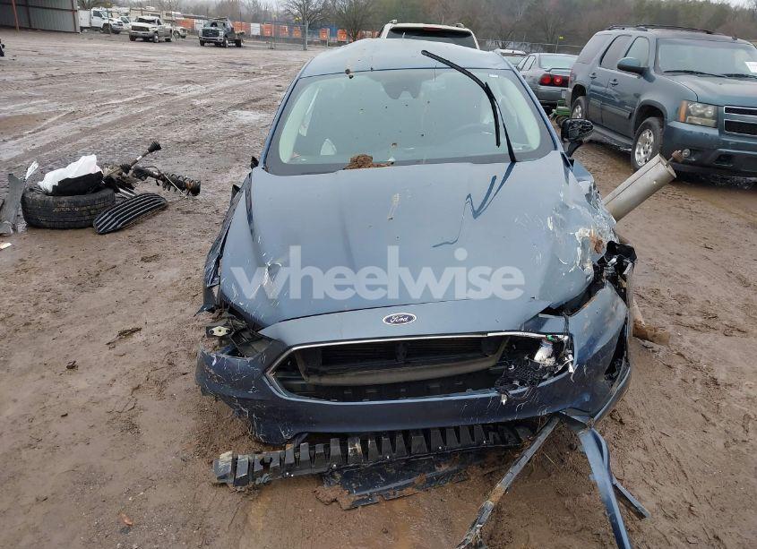 Photo 10 of 2019 Ford Fusion SE (VIN 3FA6P0HD2KR159365)