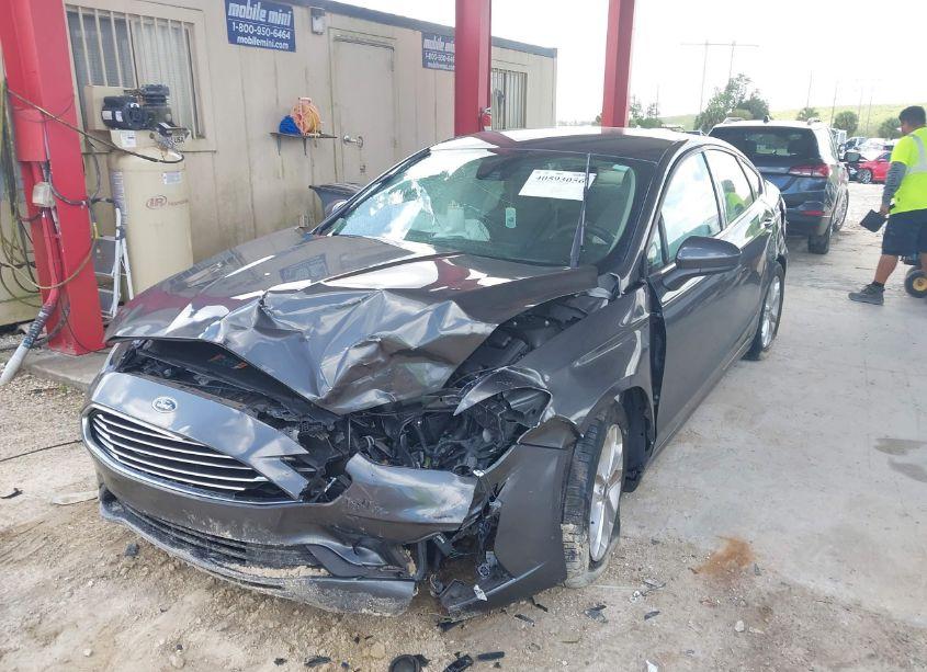 Photo 6 of 2019 Ford Fusion SE (VIN 3FA6P0HD2KR162167)