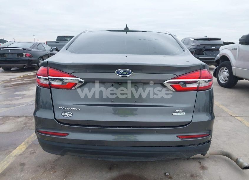 Photo 17 of 2019 Ford Fusion SE (VIN 3FA6P0HD2KR170737)