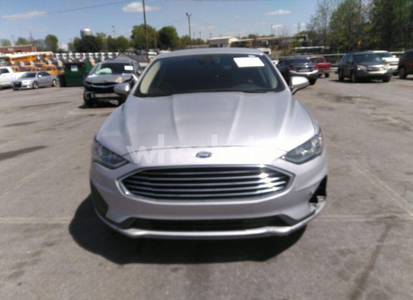 Photo 13 of 2019 Ford Fusion SE (VIN 3FA6P0HD2KR186307)