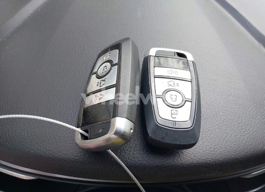 Photo 11 of 2020 Ford Fusion SE (VIN 3FA6P0HD2LR105081)