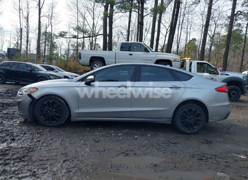 Photo 14 of 2020 Ford Fusion SE (VIN 3FA6P0HD2LR105081)