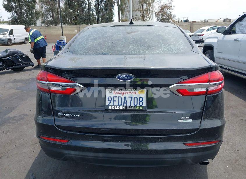Photo 16 of 2020 Ford Fusion SE (VIN 3FA6P0HD2LR120129)