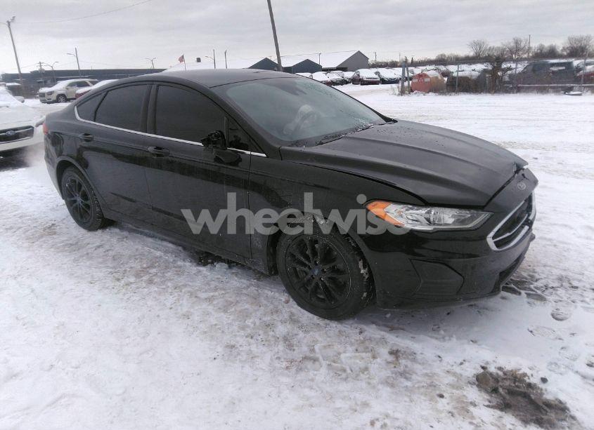 2020 Ford Fusion SE (VIN 3FA6P0HD2LR124486) main photo