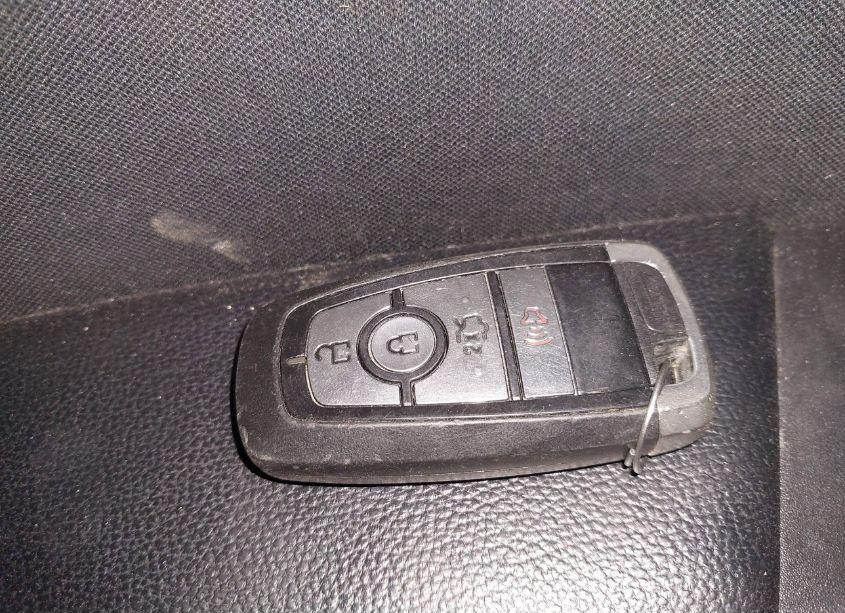 Photo 11 of 2020 Ford Fusion SE (VIN 3FA6P0HD2LR162073)