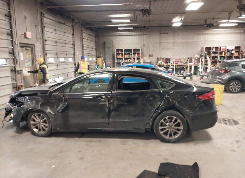 Photo 14 of 2020 Ford Fusion SE (VIN 3FA6P0HD2LR162073)