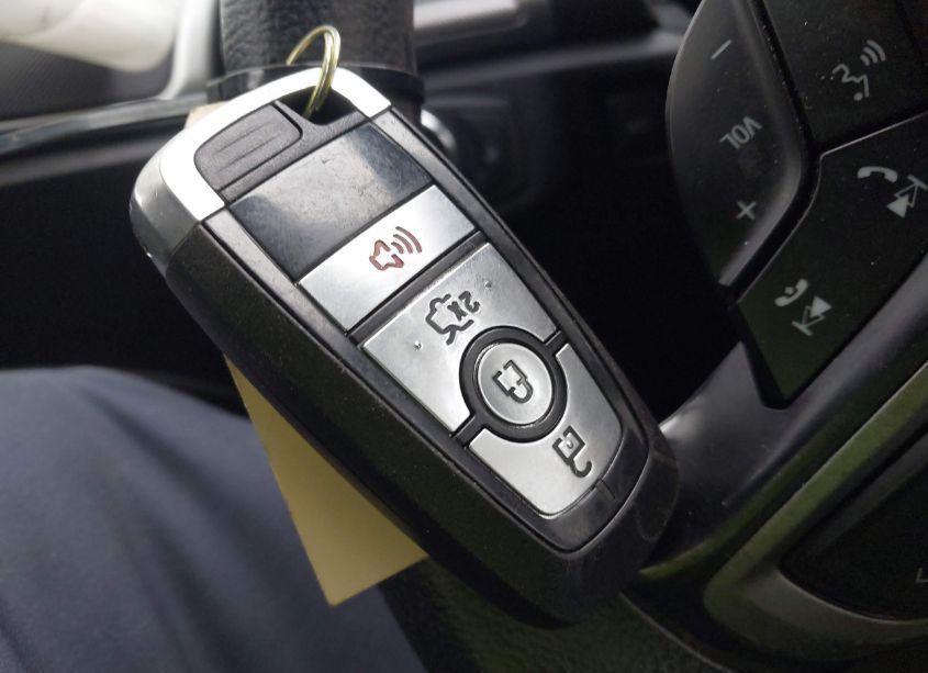 Photo 11 of 2020 Ford Fusion SE (VIN 3FA6P0HD2LR167130)