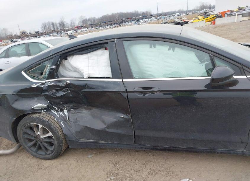 Photo 13 of 2020 Ford Fusion SE (VIN 3FA6P0HD2LR167130)