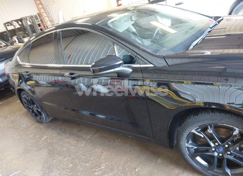 Photo 13 of 2020 Ford Fusion SE (VIN 3FA6P0HD2LR186356)