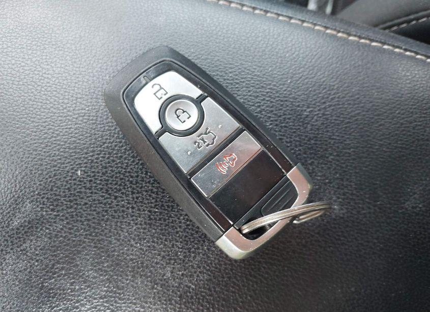 Photo 11 of 2020 Ford Fusion SE (VIN 3FA6P0HD2LR187149)