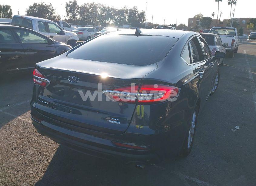 Photo 4 of 2020 Ford Fusion SE (VIN 3FA6P0HD2LR199334)