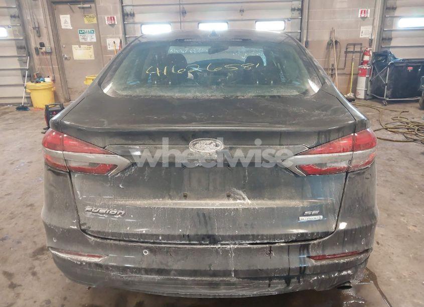 Photo 16 of 2020 Ford Fusion SE (VIN 3FA6P0HD2LR220215)