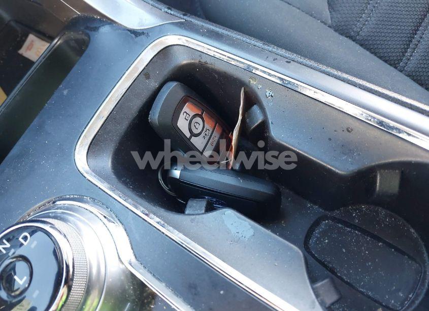 Photo 11 of 2020 Ford Fusion SE (VIN 3FA6P0HD2LR221638)