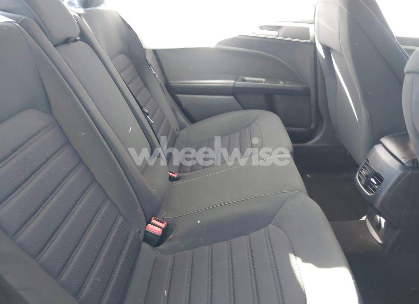 Photo 8 of 2020 Ford Fusion SE (VIN 3FA6P0HD2LR221638)