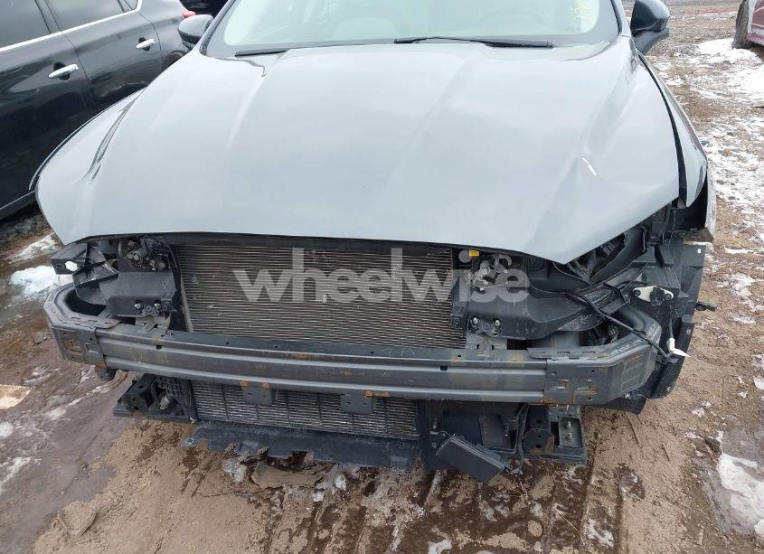 Photo 13 of 2020 Ford Fusion SE (VIN 3FA6P0HD2LR253019)