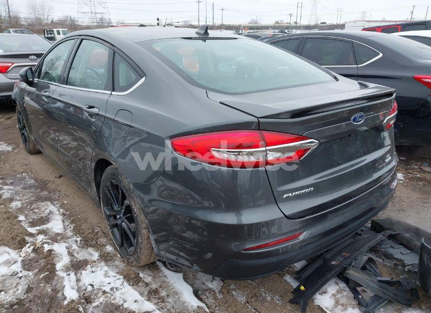 Photo 3 of 2020 Ford Fusion SE (VIN 3FA6P0HD2LR253019)