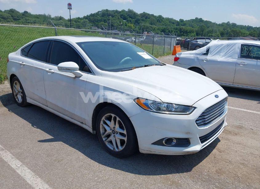 2014 Ford Fusion SE (VIN 3FA6P0HD3ER112639) main photo