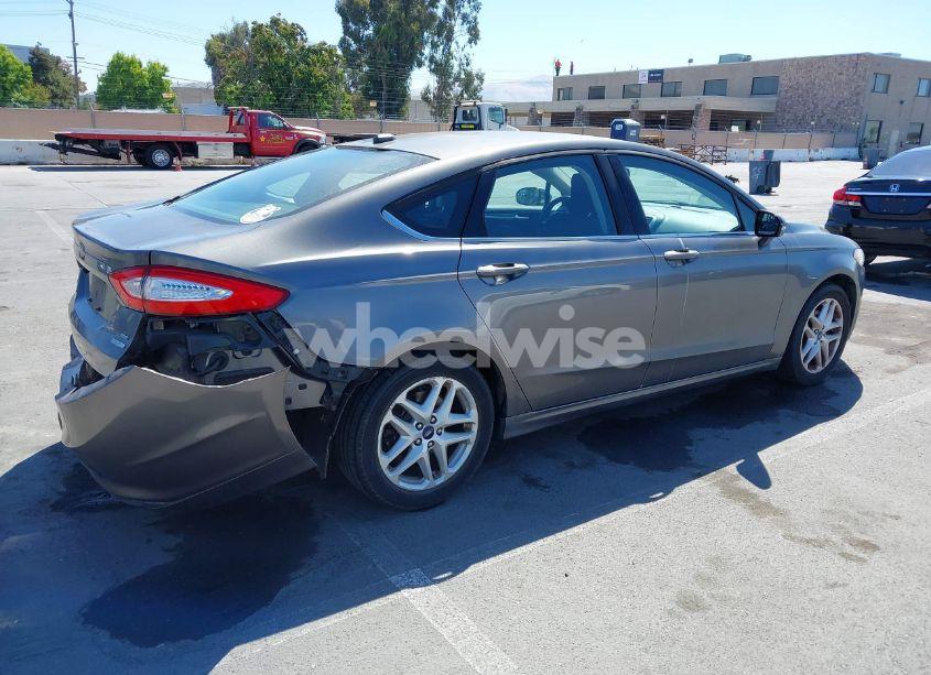 Photo 4 of 2014 Ford Fusion SE (VIN 3FA6P0HD3ER150629)