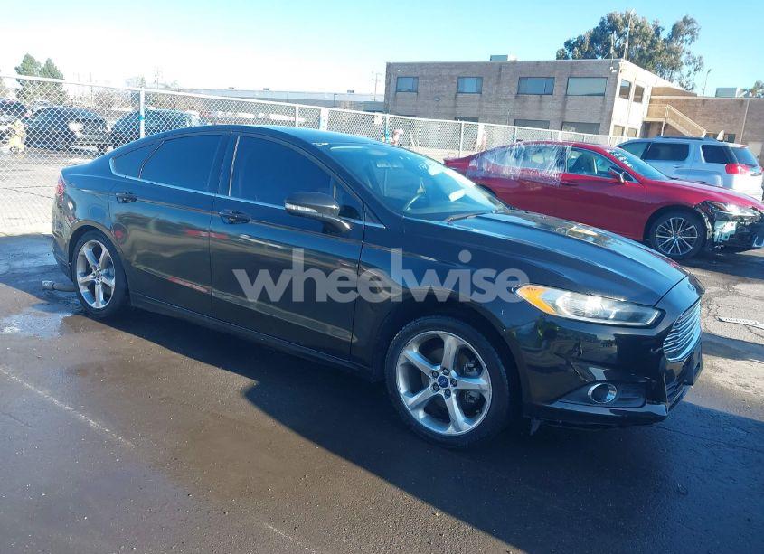 2014 Ford Fusion SE (VIN 3FA6P0HD3ER151019) main photo