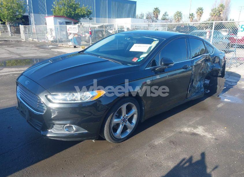 Photo 2 of 2014 Ford Fusion SE (VIN 3FA6P0HD3ER151019)