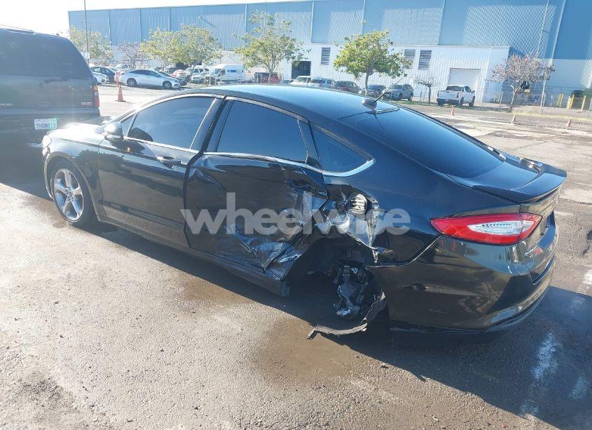 Photo 3 of 2014 Ford Fusion SE (VIN 3FA6P0HD3ER151019)