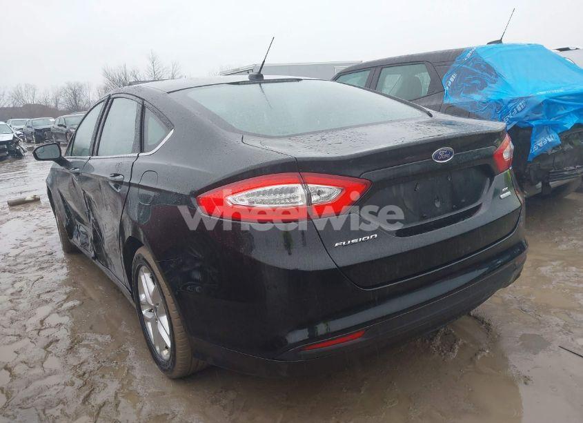 Photo 3 of 2014 Ford Fusion SE (VIN 3FA6P0HD3ER225524)
