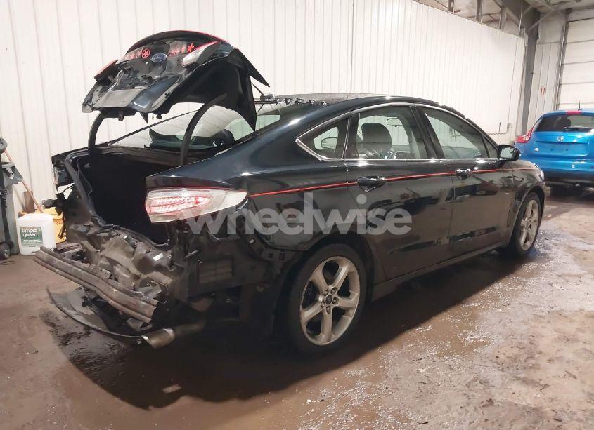 Photo 4 of 2014 Ford Fusion SE (VIN 3FA6P0HD3ER246230)