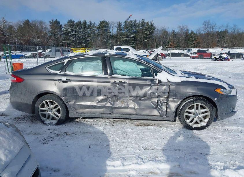 Photo 13 of 2014 Ford Fusion SE (VIN 3FA6P0HD3ER310749)