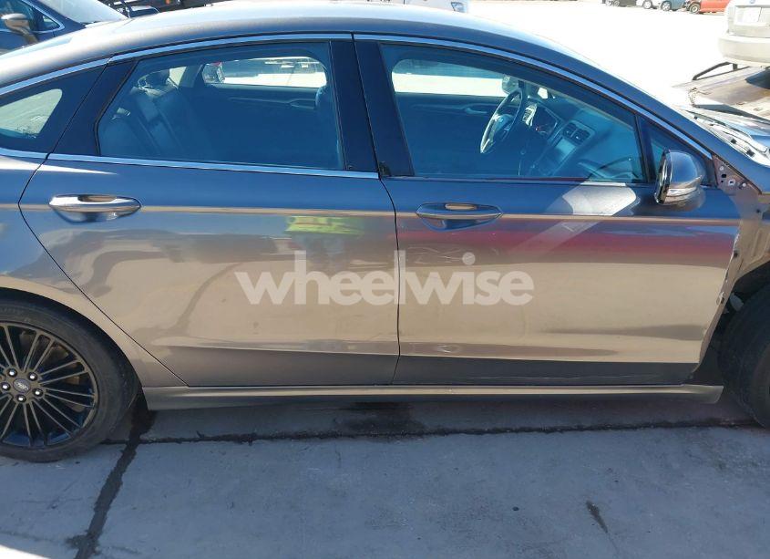 Photo 14 of 2014 Ford Fusion SE (VIN 3FA6P0HD3ER314963)